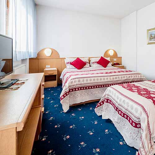 Hotels Alleghe, Civetta Zimmer mit Blick auf die Dolomiten